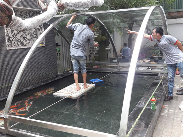 Công trình kính bể cá biệt thự Vườn Đào