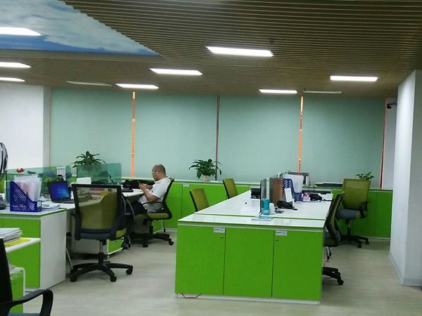 Thi công vách kính văn phòng